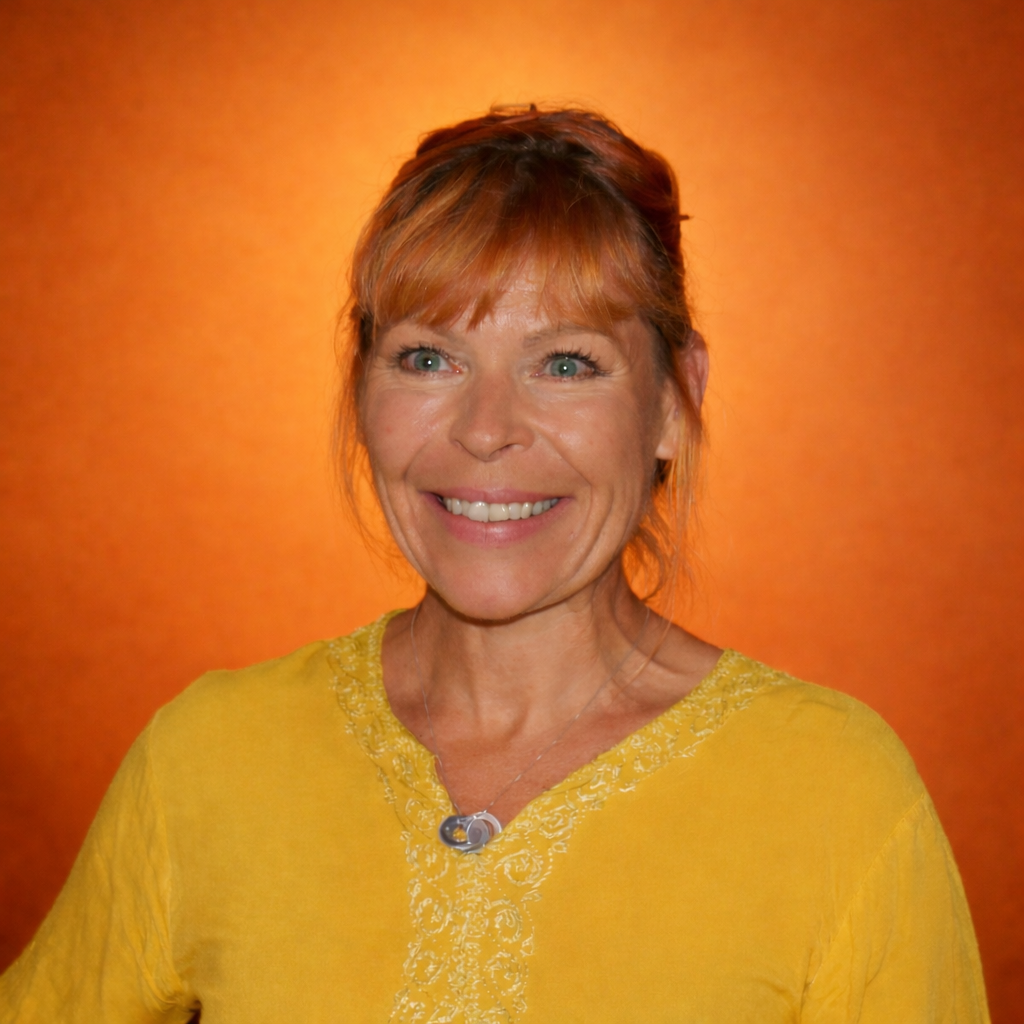 Une image contenant Visage humain, personne, sourire, mur

Le contenu généré par l’IA peut être incorrect.